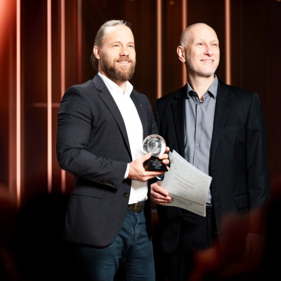Smarda Wins SIA Leader Award