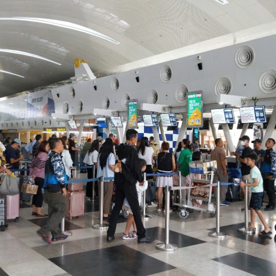 Passengers Have Gone Digital. Can Aviation Catch Up?